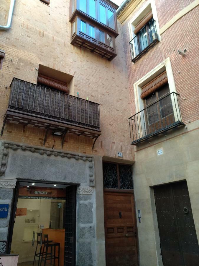 Apartamento El Patio del Convento Toledo Exterior foto